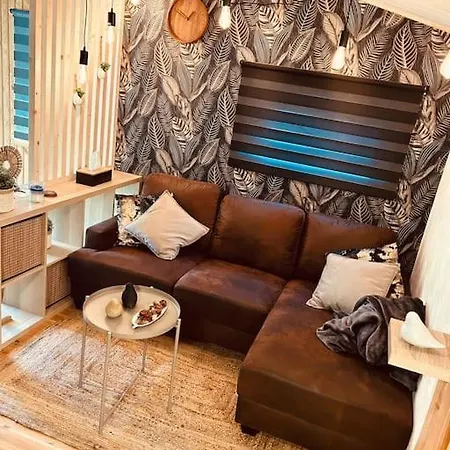 Des Faisans Hastière-par-delà