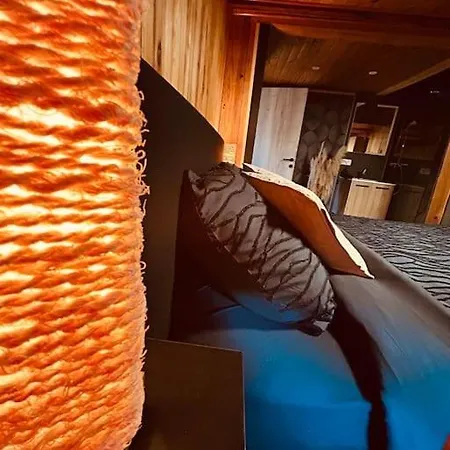 Des Faisans * Hastiere-par-dela