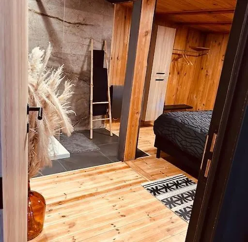 Des Faisans * Hastière-par-delà